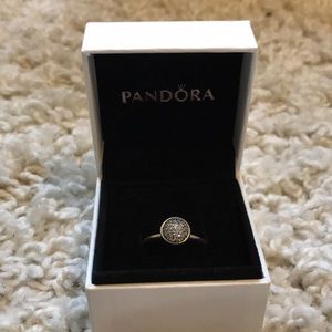 dazzling droplet pandora ring ✨ size 7